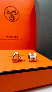 {{productViewItem.photos[photoViewList.activeNavIndex].Alt || productViewItem.photos[photoViewList.activeNavIndex].Description || 'Серьги Hermes'}}