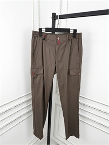 {{productViewItem.photos[photoViewList.activeNavIndex].Alt || productViewItem.photos[photoViewList.activeNavIndex].Description || 'Брюки kiton'}}