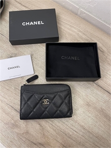 {{productViewItem.photos[photoViewList.activeNavIndex].Alt || productViewItem.photos[photoViewList.activeNavIndex].Description || 'Кошелёк  Chanel'}}