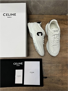 {{productViewItem.photos[photoViewList.activeNavIndex].Alt || productViewItem.photos[photoViewList.activeNavIndex].Description || 'Кроссовки CELINE'}}