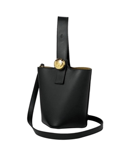 {{productViewItem.photos[photoViewList.activeNavIndex].Alt || productViewItem.photos[photoViewList.activeNavIndex].Description || 'Сумка LOEWE'}}