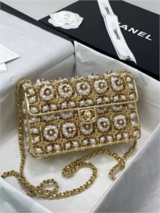 {{productViewItem.photos[photoViewList.activeNavIndex].Alt || productViewItem.photos[photoViewList.activeNavIndex].Description || 'Сумка CHANEL'}}