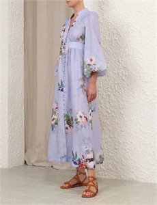 {{productViewItem.photos[photoViewList.activeNavIndex].Alt || productViewItem.photos[photoViewList.activeNavIndex].Description || 'Платье ZIMMERMANN'}}