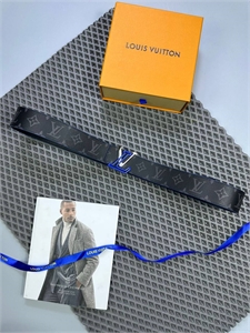 Ремень LV 126276