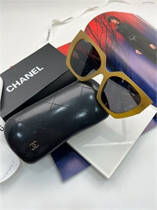 Очки CHANEL 126597