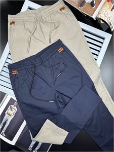 {{productViewItem.photos[photoViewList.activeNavIndex].Alt || productViewItem.photos[photoViewList.activeNavIndex].Description || 'Брюки zegna'}}