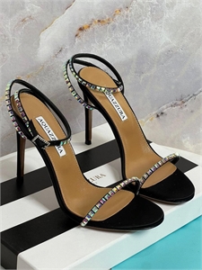 {{productViewItem.photos[photoViewList.activeNavIndex].Alt || productViewItem.photos[photoViewList.activeNavIndex].Description || 'Босоножки AQUAZZURA'}}