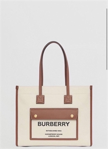 {{productViewItem.photos[photoViewList.activeNavIndex].Alt || productViewItem.photos[photoViewList.activeNavIndex].Description || 'Сумка BURBERRY'}}