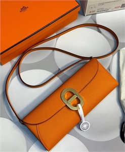 {{productViewItem.photos[photoViewList.activeNavIndex].Alt || productViewItem.photos[photoViewList.activeNavIndex].Description || 'Клатч HERMES'}}