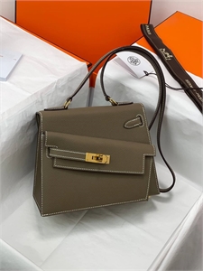 {{productViewItem.photos[photoViewList.activeNavIndex].Alt || productViewItem.photos[photoViewList.activeNavIndex].Description || 'Сумка HERMES'}}