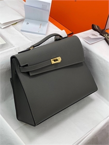 {{productViewItem.photos[photoViewList.activeNavIndex].Alt || productViewItem.photos[photoViewList.activeNavIndex].Description || 'Сумка HERMES'}}
