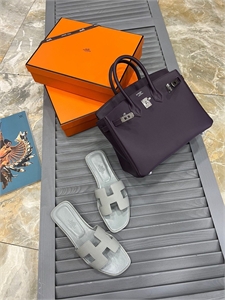 Шлепанцы HERMES 128813