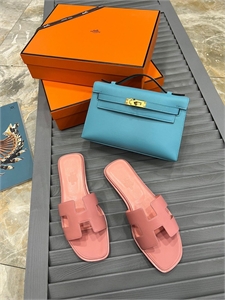 Шлепанцы HERMES 128840