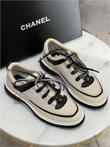 {{productViewItem.photos[photoViewList.activeNavIndex].Alt || productViewItem.photos[photoViewList.activeNavIndex].Description || 'Кроссовки CHANEL'}}
