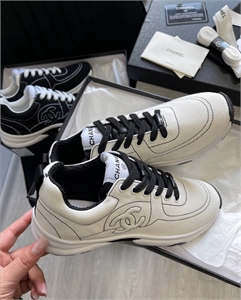 {{productViewItem.photos[photoViewList.activeNavIndex].Alt || productViewItem.photos[photoViewList.activeNavIndex].Description || 'Кроссовки CHANEL'}}