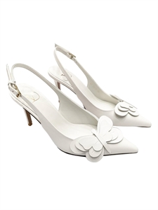 {{productViewItem.photos[photoViewList.activeNavIndex].Alt || productViewItem.photos[photoViewList.activeNavIndex].Description || 'Туфли VALENTINO'}}