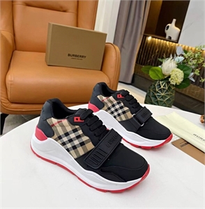 {{productViewItem.photos[photoViewList.activeNavIndex].Alt || productViewItem.photos[photoViewList.activeNavIndex].Description || 'Кроссовки BURBERRY'}}