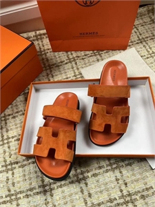 Шлепанцы HERMES 129306