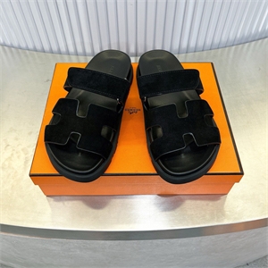 Шлепанцы HERMES 129310