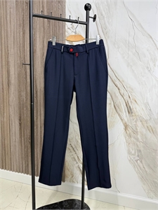 {{productViewItem.photos[photoViewList.activeNavIndex].Alt || productViewItem.photos[photoViewList.activeNavIndex].Description || 'Брюки KITON'}}