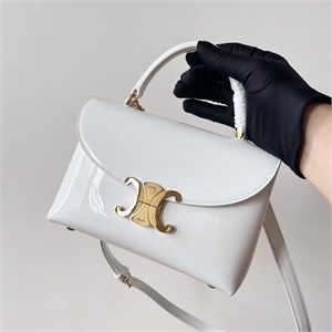 {{productViewItem.photos[photoViewList.activeNavIndex].Alt || productViewItem.photos[photoViewList.activeNavIndex].Description || 'Сумка CELINE'}}