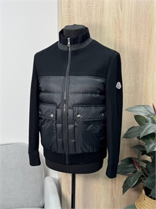 {{productViewItem.photos[photoViewList.activeNavIndex].Alt || productViewItem.photos[photoViewList.activeNavIndex].Description || 'куртка MONCLER'}}