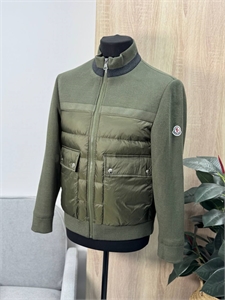 {{productViewItem.photos[photoViewList.activeNavIndex].Alt || productViewItem.photos[photoViewList.activeNavIndex].Description || 'куртка MONCLER (наполнитель пух)'}}