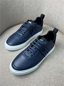 {{productViewItem.photos[photoViewList.activeNavIndex].Alt || productViewItem.photos[photoViewList.activeNavIndex].Description || 'Кеды HERMES'}}
