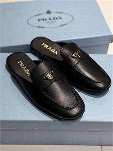 {{productViewItem.photos[photoViewList.activeNavIndex].Alt || productViewItem.photos[photoViewList.activeNavIndex].Description || 'Мюли PRADA'}}