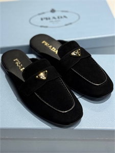 {{productViewItem.photos[photoViewList.activeNavIndex].Alt || productViewItem.photos[photoViewList.activeNavIndex].Description || 'Мюли PRADA'}}