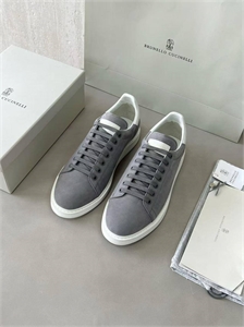 {{productViewItem.photos[photoViewList.activeNavIndex].Alt || productViewItem.photos[photoViewList.activeNavIndex].Description || 'Кеды BRUNELLO CUCINELLI (нубук)'}}