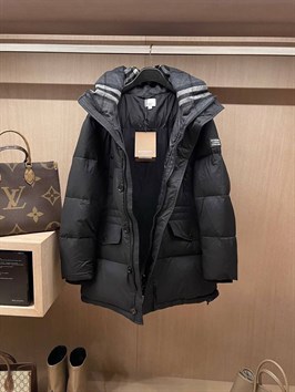 Пуховик Burberry 41521