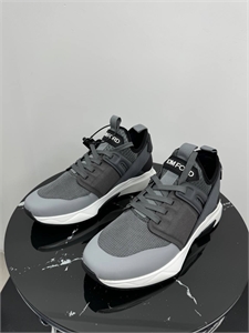 {{productViewItem.photos[photoViewList.activeNavIndex].Alt || productViewItem.photos[photoViewList.activeNavIndex].Description || 'Кроссовки TF'}}