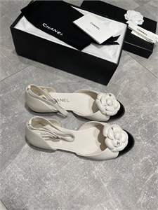 {{productViewItem.photos[photoViewList.activeNavIndex].Alt || productViewItem.photos[photoViewList.activeNavIndex].Description || 'Балетки CHANEL'}}