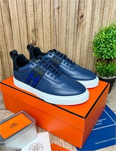 {{productViewItem.photos[photoViewList.activeNavIndex].Alt || productViewItem.photos[photoViewList.activeNavIndex].Description || 'Кеды HERMES'}}