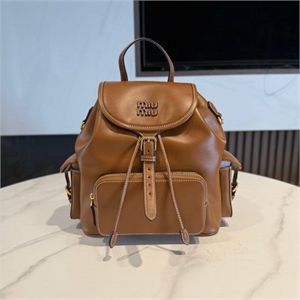 {{productViewItem.photos[photoViewList.activeNavIndex].Alt || productViewItem.photos[photoViewList.activeNavIndex].Description || 'Рюкзак MIU MIU'}}