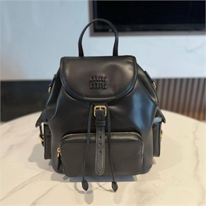 {{productViewItem.photos[photoViewList.activeNavIndex].Alt || productViewItem.photos[photoViewList.activeNavIndex].Description || 'Рюкзак MIU MIU'}}