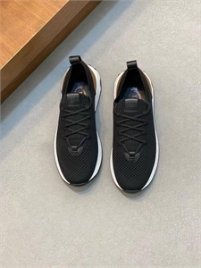 {{productViewItem.photos[photoViewList.activeNavIndex].Alt || productViewItem.photos[photoViewList.activeNavIndex].Description || 'Кроссовки TOD&#39;S'}}