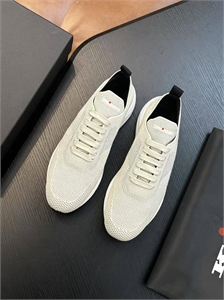 {{productViewItem.photos[photoViewList.activeNavIndex].Alt || productViewItem.photos[photoViewList.activeNavIndex].Description || 'Текстильные кроссовки KITON'}}