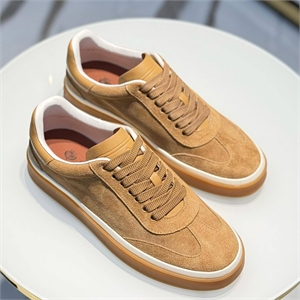 {{productViewItem.photos[photoViewList.activeNavIndex].Alt || productViewItem.photos[photoViewList.activeNavIndex].Description || 'Кеды LORO PIANA'}}