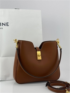 {{productViewItem.photos[photoViewList.activeNavIndex].Alt || productViewItem.photos[photoViewList.activeNavIndex].Description || 'Сумка CELINE'}}