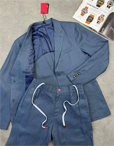 {{productViewItem.photos[photoViewList.activeNavIndex].Alt || productViewItem.photos[photoViewList.activeNavIndex].Description || 'Классический костюм KITON (лен)'}}