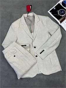 {{productViewItem.photos[photoViewList.activeNavIndex].Alt || productViewItem.photos[photoViewList.activeNavIndex].Description || 'Льняной костюм KITON'}}