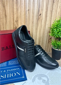 {{productViewItem.photos[photoViewList.activeNavIndex].Alt || productViewItem.photos[photoViewList.activeNavIndex].Description || 'Кроссовки BALLY'}}