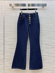 {{productViewItem.photos[photoViewList.activeNavIndex].Alt || productViewItem.photos[photoViewList.activeNavIndex].Description || 'Джинсы Schiaparelli'}}
