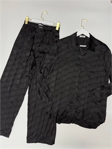 Костюм BALENCIAGA 132980