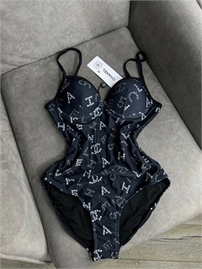Купальник CHANEL 133301