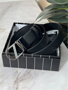 {{productViewItem.photos[photoViewList.activeNavIndex].Alt || productViewItem.photos[photoViewList.activeNavIndex].Description || 'Ремень ZEGNA'}}