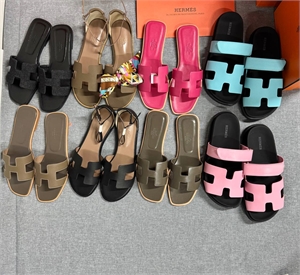 Шлепанцы HERMES 133772