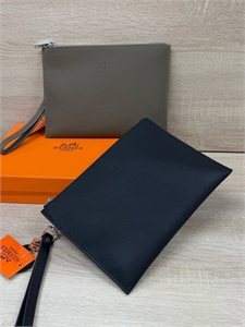 {{productViewItem.photos[photoViewList.activeNavIndex].Alt || productViewItem.photos[photoViewList.activeNavIndex].Description || 'Папка клатч HERMES'}}